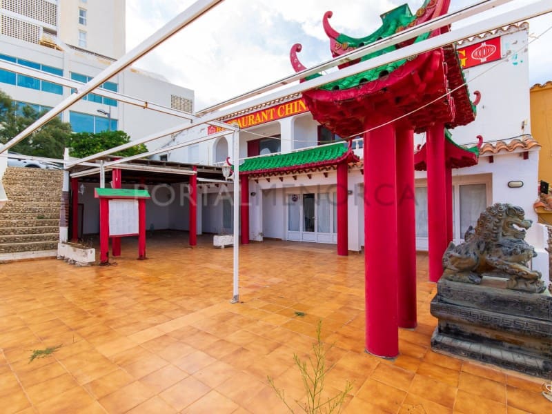 Kaupallinen myytävänä paikassa Arenal d'en Castell - 475 000 € (Ref: 9755569)