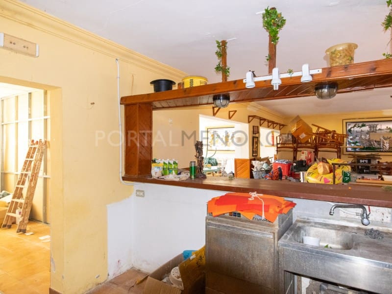 Local Comercial en Arenal d'en Castell en venta - 475.000 € (Ref: 9755569)