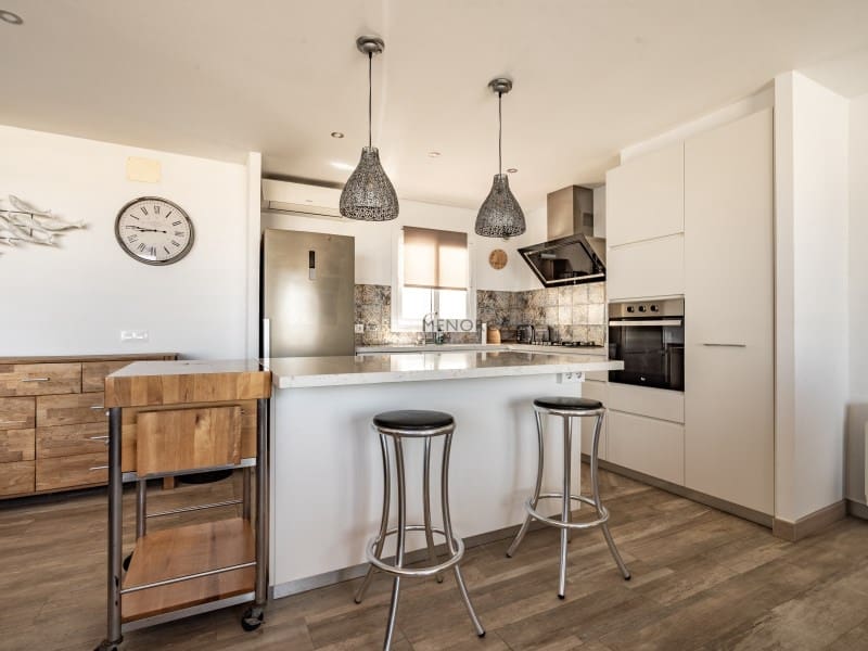 2 bedroom Flat for sale in Es Castell - € 352,000 (Ref: 9788316)