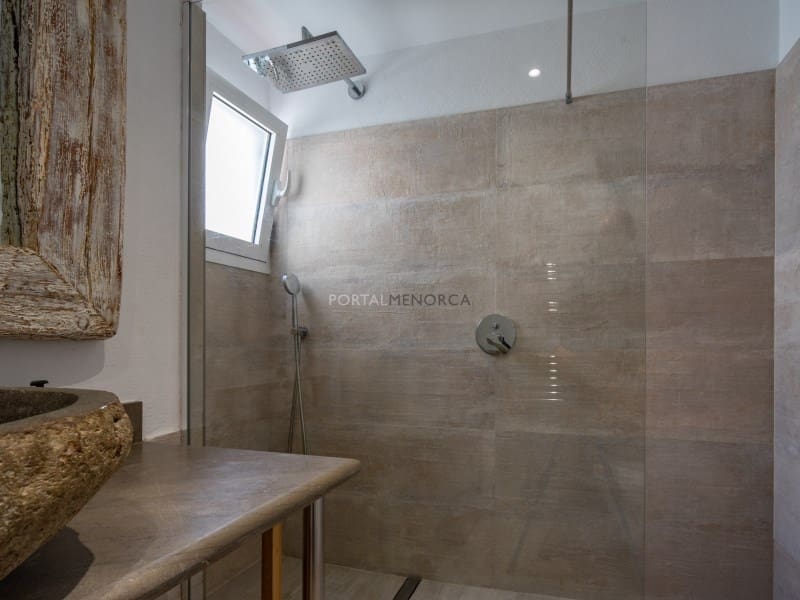 2 bedroom Flat for sale in Es Castell - € 352,000 (Ref: 9788316)