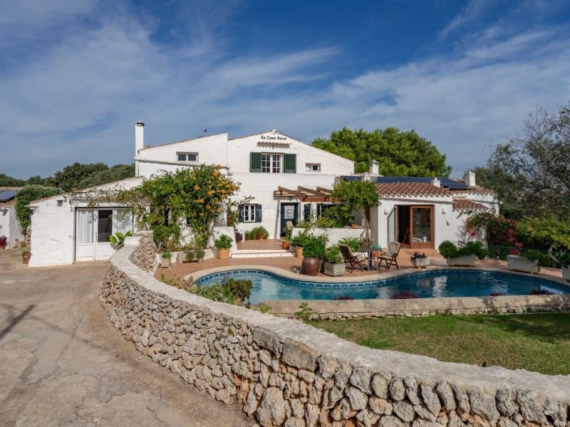 6 bedroom Finca/Country House for sale in Es Castell - € 1,595,000 (Ref: 9790941)