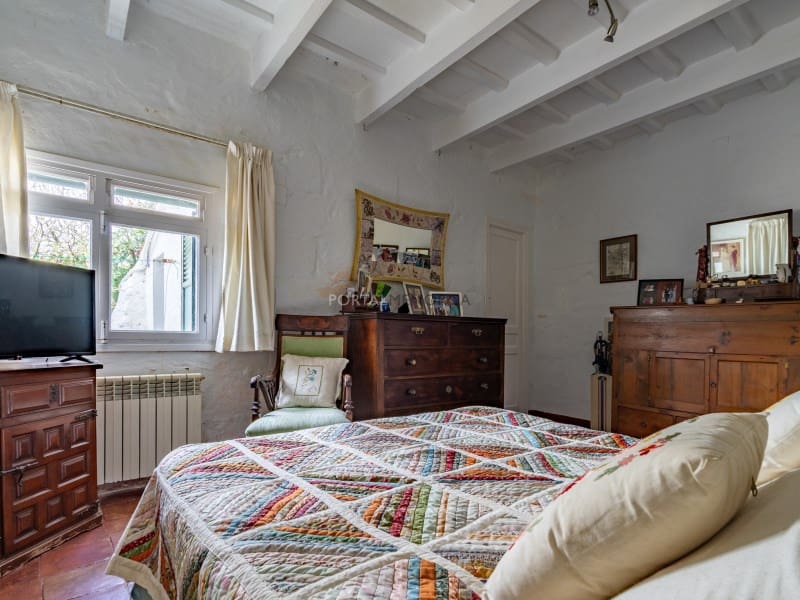 6 bedroom Finca/Country House for sale in Es Castell - € 1,595,000 (Ref: 9790941)