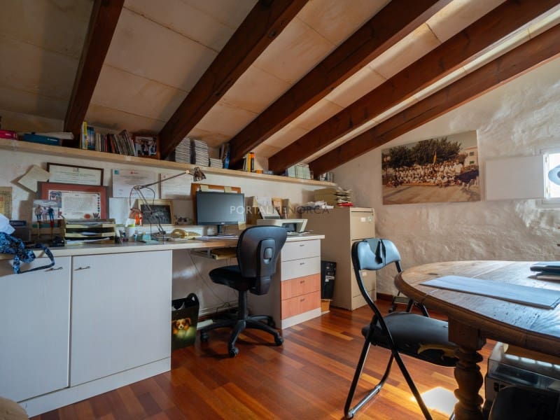 6 bedroom Finca/Country House for sale in Es Castell - € 1,595,000 (Ref: 9790941)