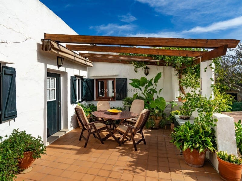 6 bedroom Finca/Country House for sale in Es Castell - € 1,595,000 (Ref: 9790941)