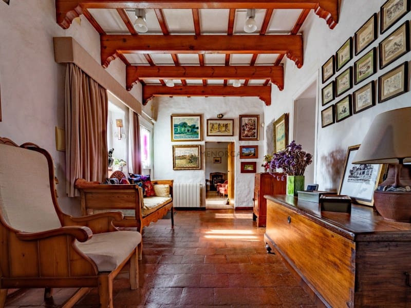 6 bedroom Finca/Country House for sale in Es Castell - € 1,595,000 (Ref: 9790941)