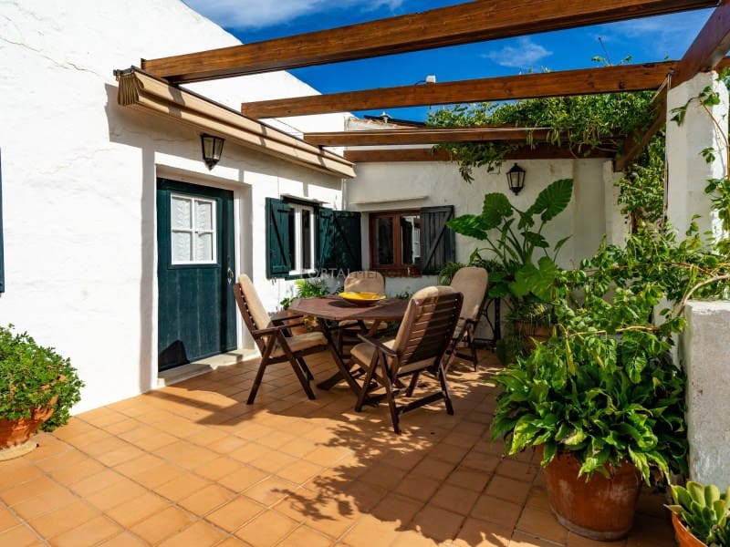 6 bedroom Finca/Country House for sale in Es Castell - € 1,595,000 (Ref: 9790941)