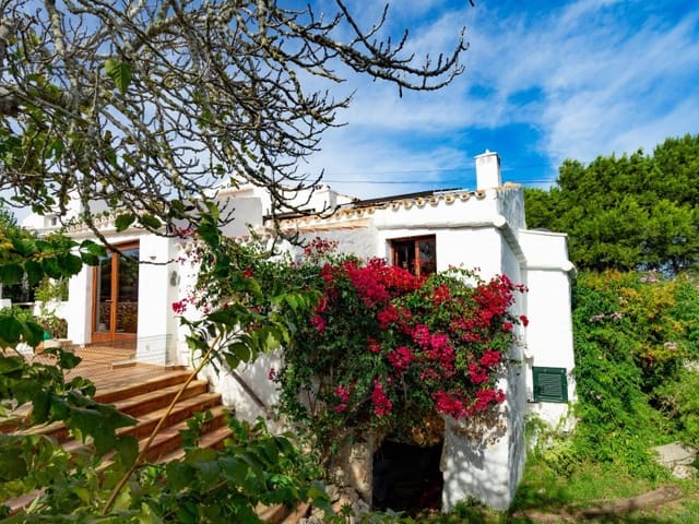 6 bedroom Finca/Country House for sale in Es Castell - € 1,595,000 (Ref: 9790941)