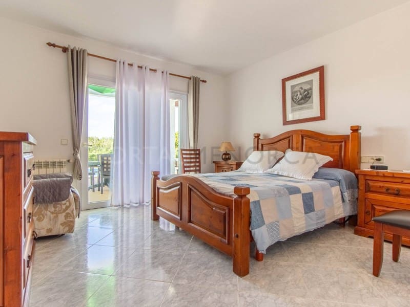 3 makuuhuone Huvila myytävänä paikassa Binidali mukana uima-altaan 
autotalli - 1 150 000 € (Ref: 9806390)