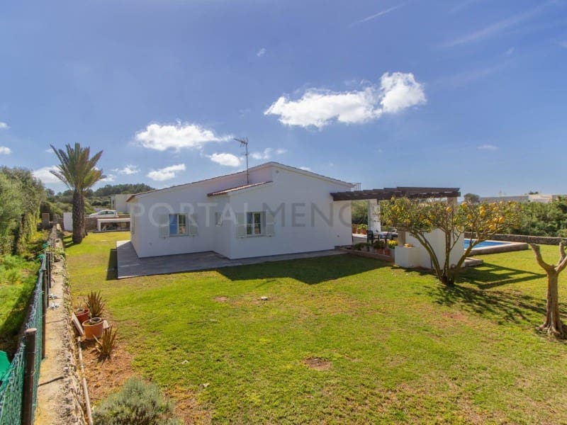 3 makuuhuone Huvila myytävänä paikassa Binidali mukana uima-altaan 
autotalli - 1 150 000 € (Ref: 9806390)