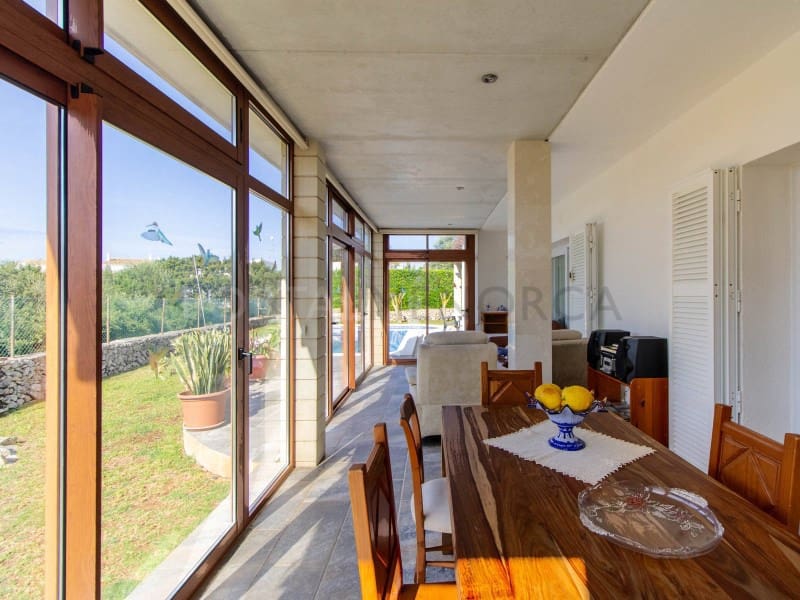 3 makuuhuone Huvila myytävänä paikassa Binidali mukana uima-altaan 
autotalli - 1 150 000 € (Ref: 9806390)