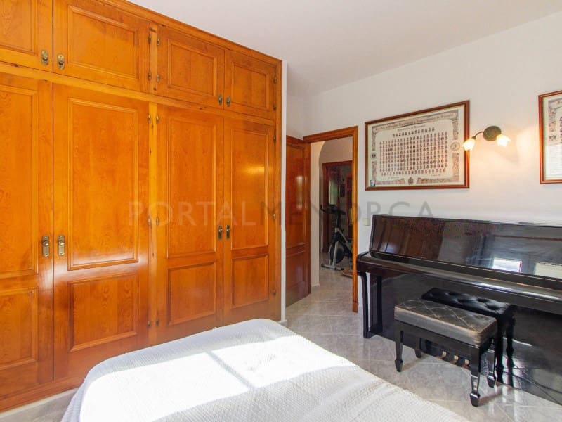 3 makuuhuone Huvila myytävänä paikassa Binidali mukana uima-altaan 
autotalli - 1 150 000 € (Ref: 9806390)