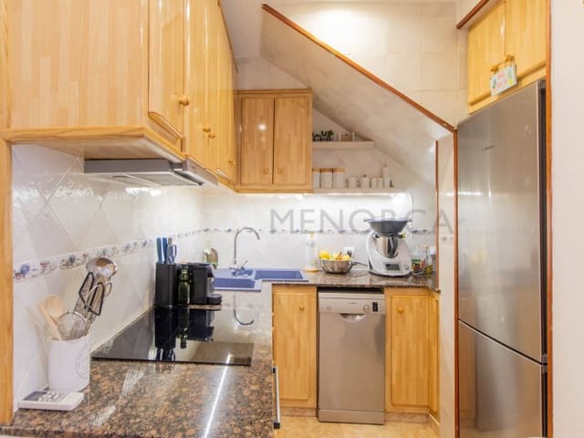 Piso de 2 habitaciones en Es Castell en venta - 299.500 € (Ref: 9806391)