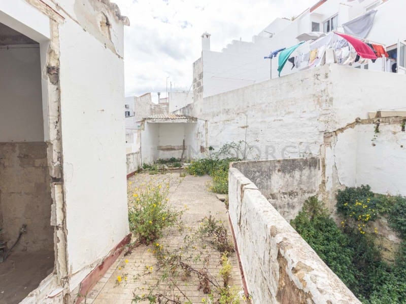 4 makuuhuone Omakotitalo myytävänä paikassa Mahon / Mao - 590 000 € (Ref: 9822699)