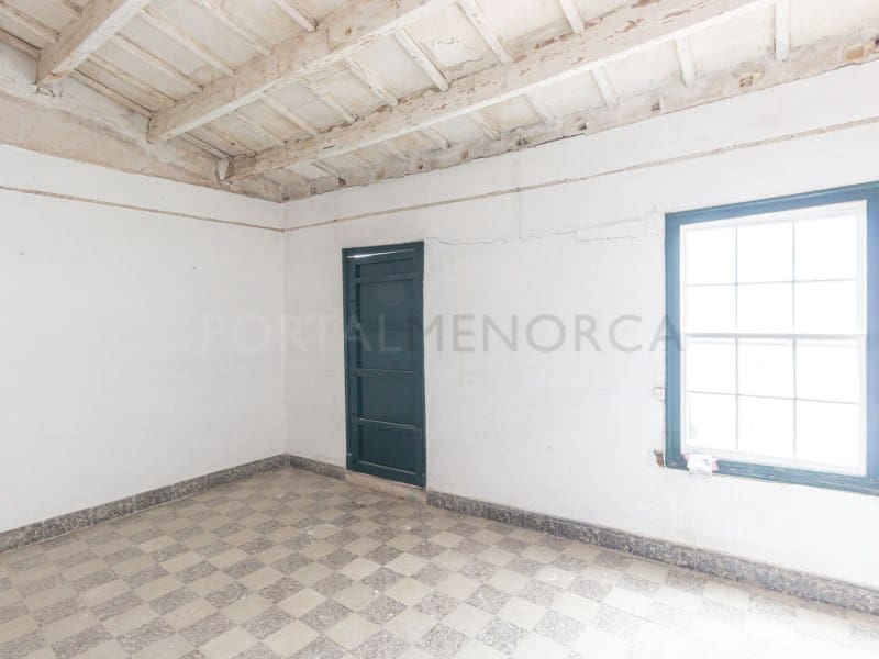 4 makuuhuone Omakotitalo myytävänä paikassa Mahon / Mao - 590 000 € (Ref: 9822699)