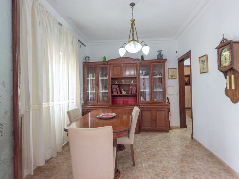 3 slaapkamer Huis te koop in Mahon / Mao - € 375.000 (Ref: 9833754)