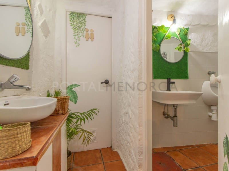 Restaurant/Bar for sale in Es Castell - € 1,200,000 (Ref: 9839357)