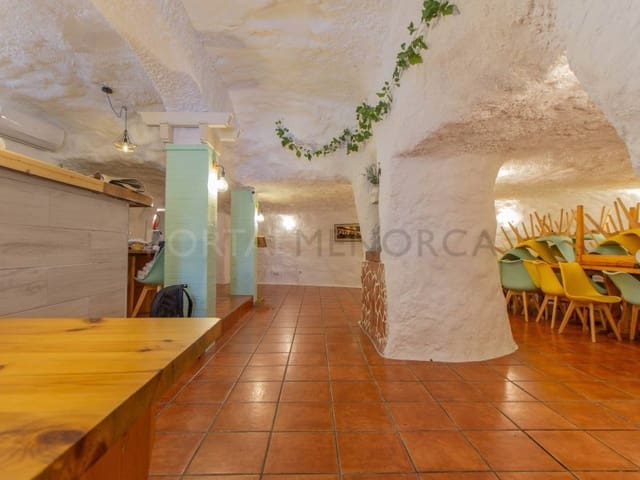 Bar/Restaurant zu verkaufen in Es Castell - 1.200.000 € (Ref: 9839357)