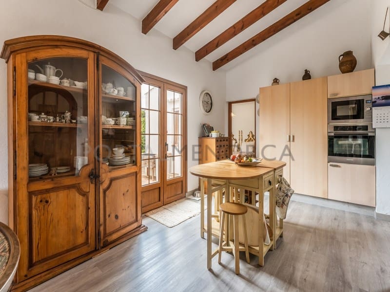 2 bedroom Villa for sale in Trebaluger with pool garage - € 699,000 (Ref: 9839358)