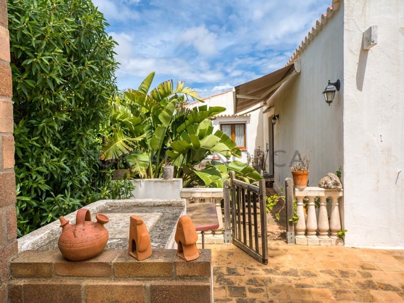 2 bedroom Villa for sale in Trebaluger with pool garage - € 699,000 (Ref: 9839358)
