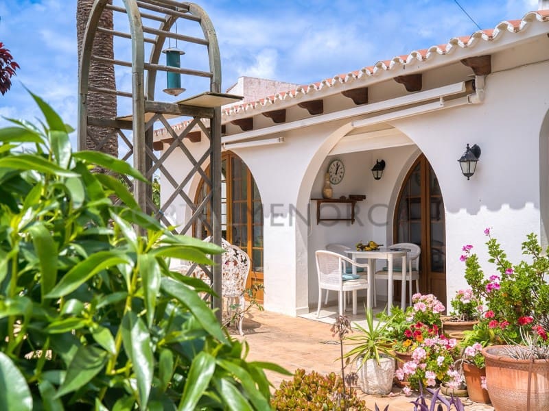 2 bedroom Villa for sale in Trebaluger with pool garage - € 699,000 (Ref: 9839358)