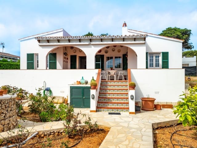 4 soveværelse Villa til salg i Binibeca, San Luis / Sant Lluís - € 745.000 (Ref: 9849499)