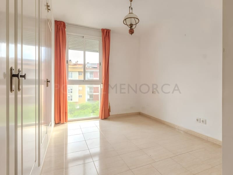 3 soveværelse Lejlighed til salg i Mahon / Mao - € 350.000 (Ref: 9855352)