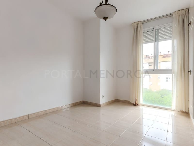 3 soveværelse Lejlighed til salg i Mahon / Mao - € 350.000 (Ref: 9855352)