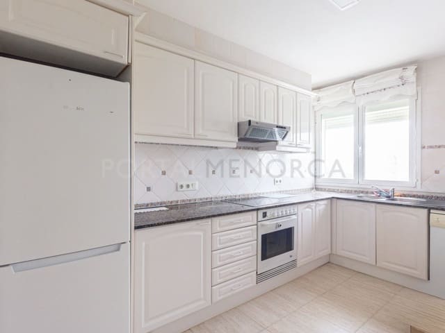 3 soveværelse Lejlighed til salg i Mahón / Maó - € 350.000 (Ref: 9855352)