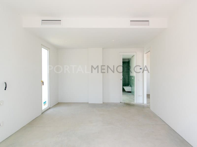 4 slaapkamer Villa te koop in Cala Llonga met zwembad - € 1.248.000 (Ref: 9859884)