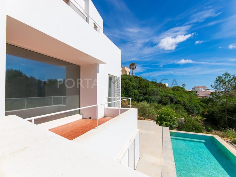 4 slaapkamer Villa te koop in Cala Llonga met zwembad - € 1.248.000 (Ref: 9859884)