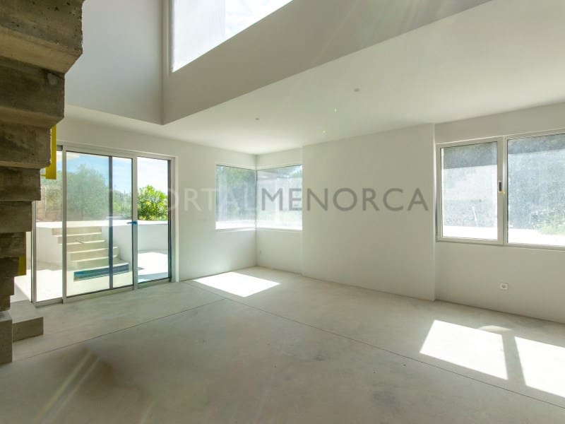 4 slaapkamer Villa te koop in Cala Llonga met zwembad - € 1.248.000 (Ref: 9859884)