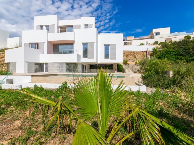 4 slaapkamer Villa te koop in Cala Llonga met zwembad - € 1.248.000 (Ref: 9859885)
