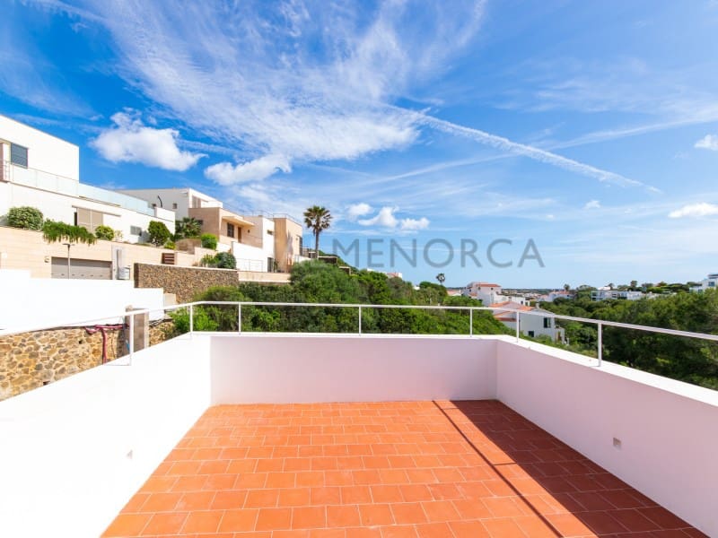 4 slaapkamer Villa te koop in Cala Llonga met zwembad - € 1.248.000 (Ref: 9859885)