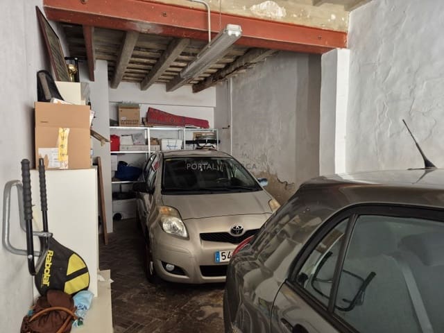 Garage for sale in Mahón / Maó - € 145,000 (Ref: 9859887)