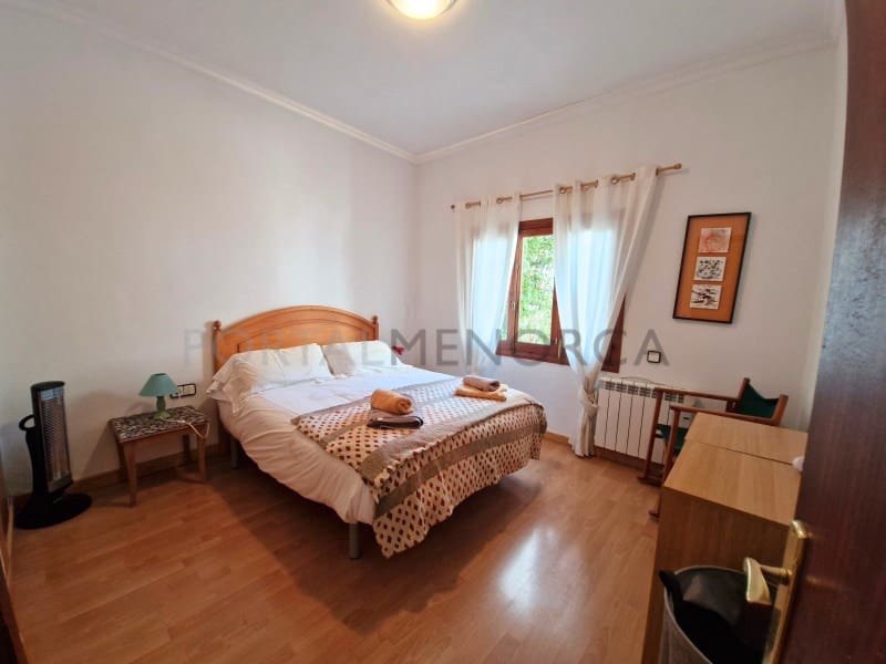 3 bedroom Flat for sale in Es Castell - € 370,000 (Ref: 9859888)