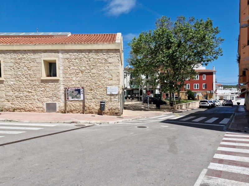 3 bedroom Flat for sale in Es Castell - € 370,000 (Ref: 9859888)