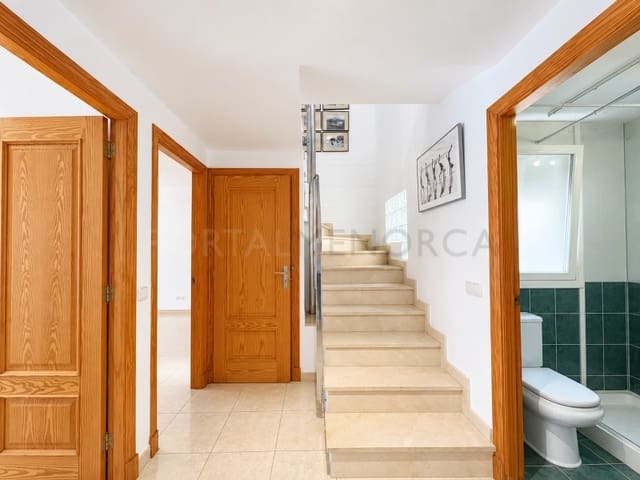 4 Zimmer Wohnung zu verkaufen in Mahón / Maó - 620.000 € (Ref: 9880790)