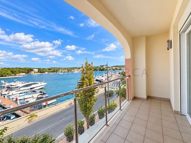 4 Zimmer Wohnung zu verkaufen in Mahón / Maó - 620.000 € (Ref: 9880790)