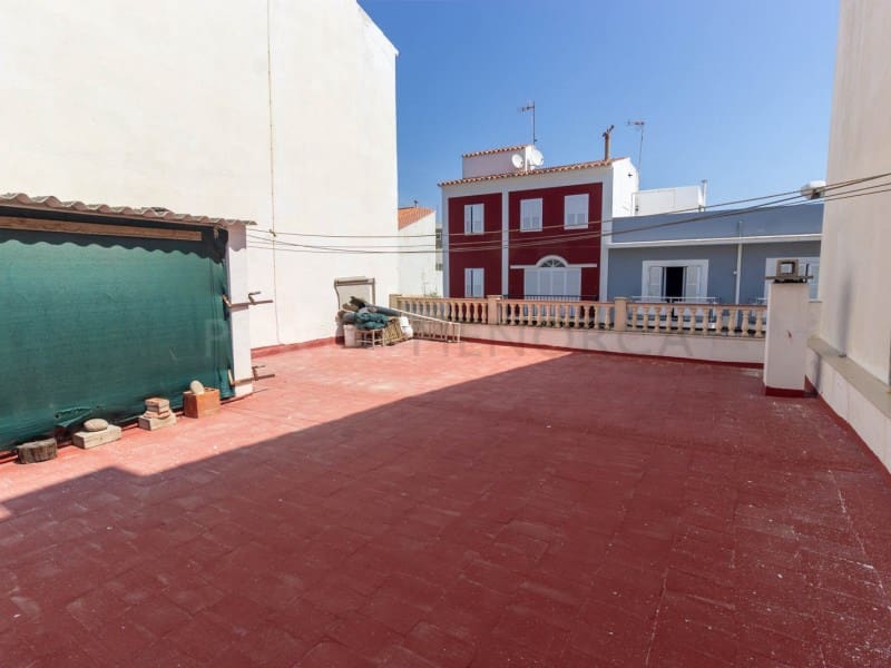 2 bedroom Townhouse for sale in Es Castell - € 399,000 (Ref: 9880791)