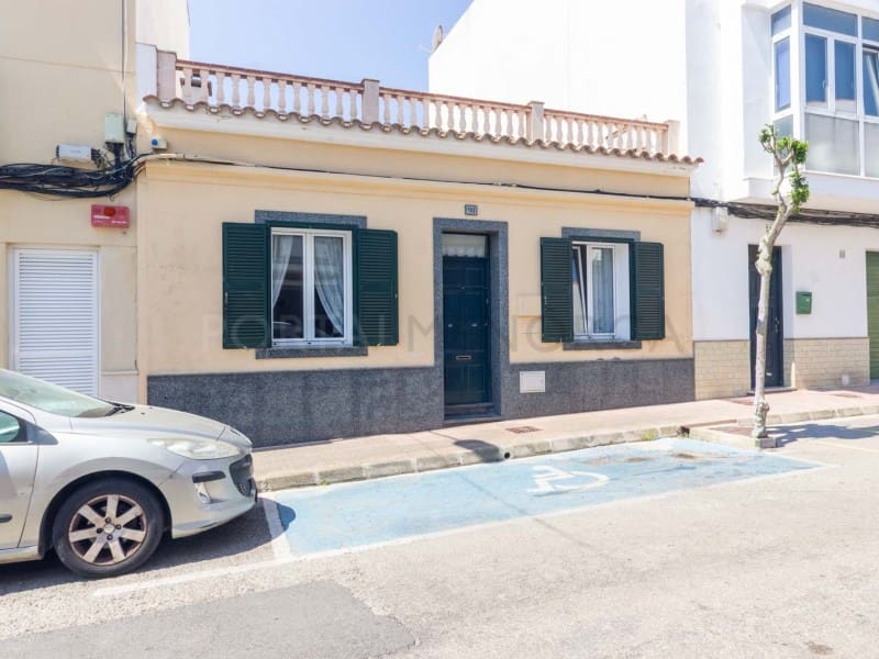2 bedroom Townhouse for sale in Es Castell - € 399,000 (Ref: 9880791)