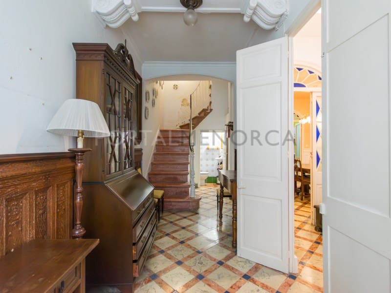 4 slaapkamer Huis te koop in Mahon / Mao - € 640.000 (Ref: 9887985)