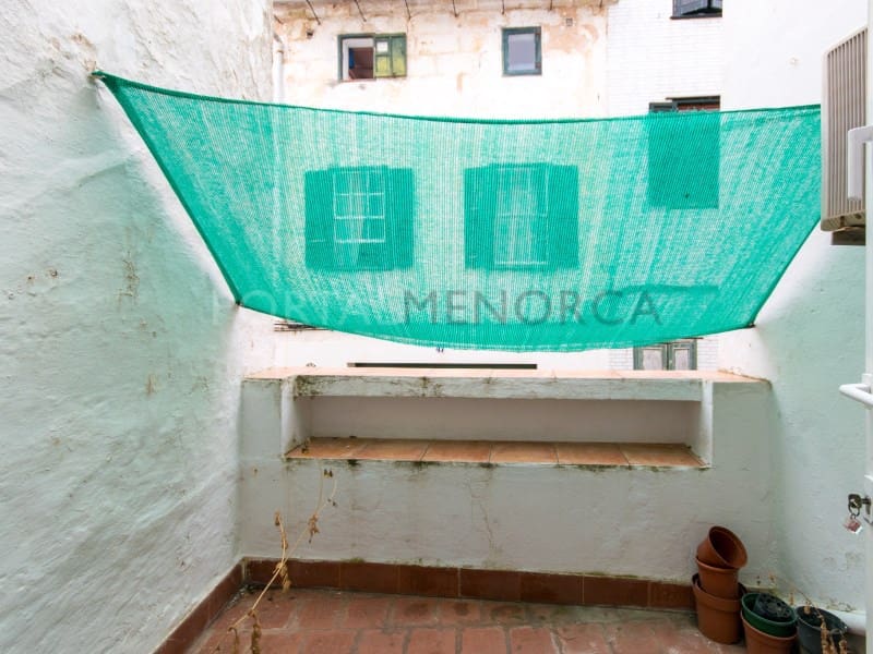 4 slaapkamer Huis te koop in Mahon / Mao - € 640.000 (Ref: 9887985)