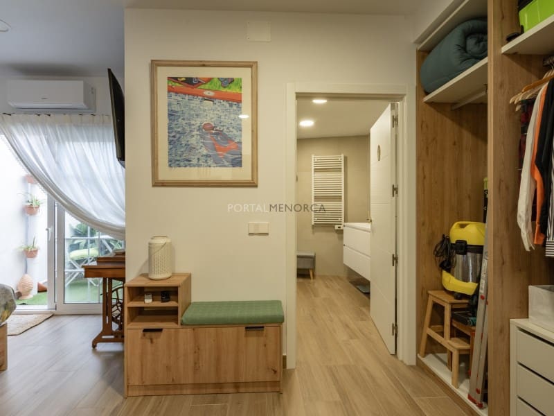 2 bedroom Flat for sale in Mahon / Mao - € 290,000 (Ref: 9890076)
