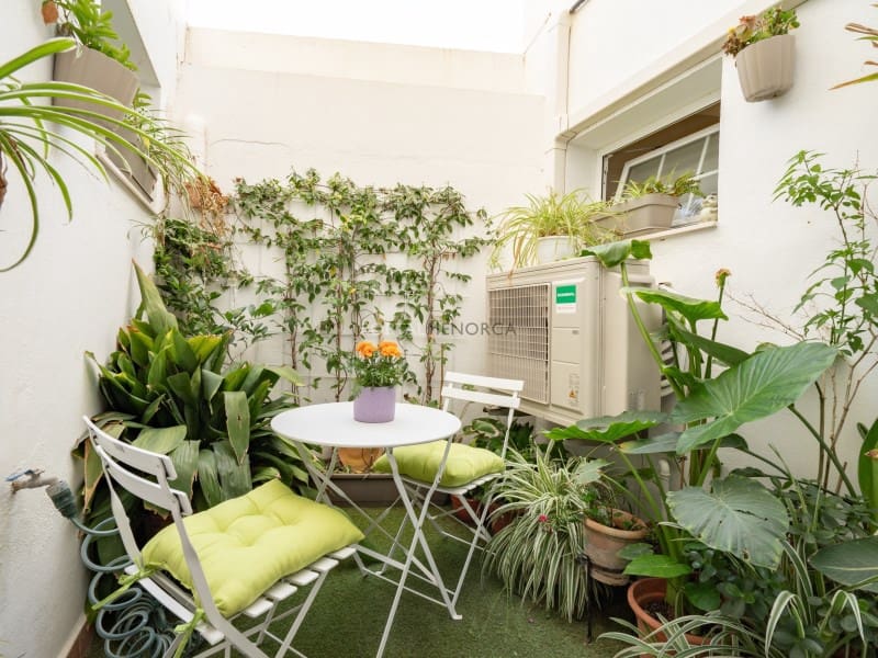 2 bedroom Flat for sale in Mahon / Mao - € 290,000 (Ref: 9890076)