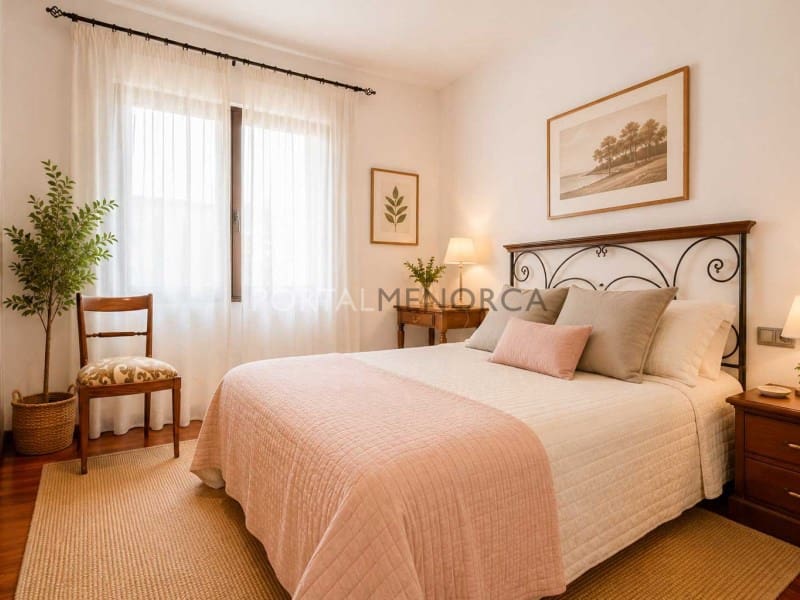 2 sovrum Lägenhet till salu i Mahon / Mao - 450 000 € (Ref: 9892459)