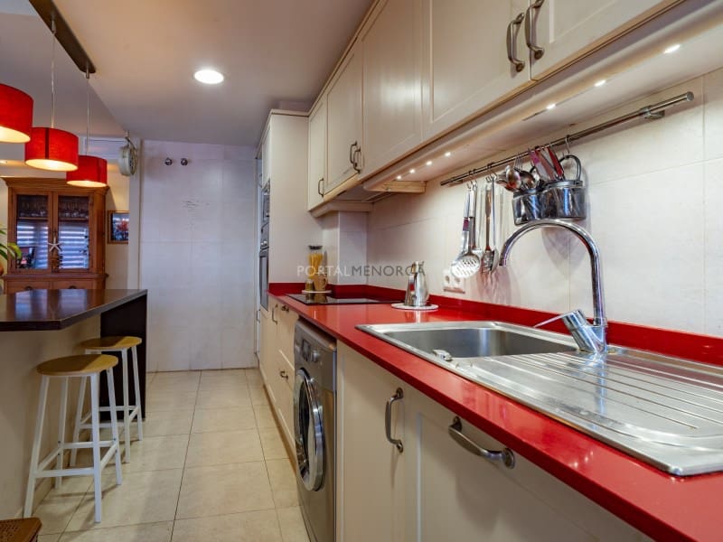 3 makuuhuone Asunto myytävänä paikassa Es Castell - 420 000 € (Ref: 9904291)
