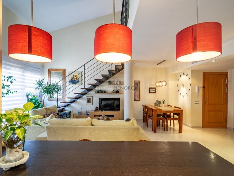 3 makuuhuone Asunto myytävänä paikassa Es Castell - 420 000 € (Ref: 9904291)