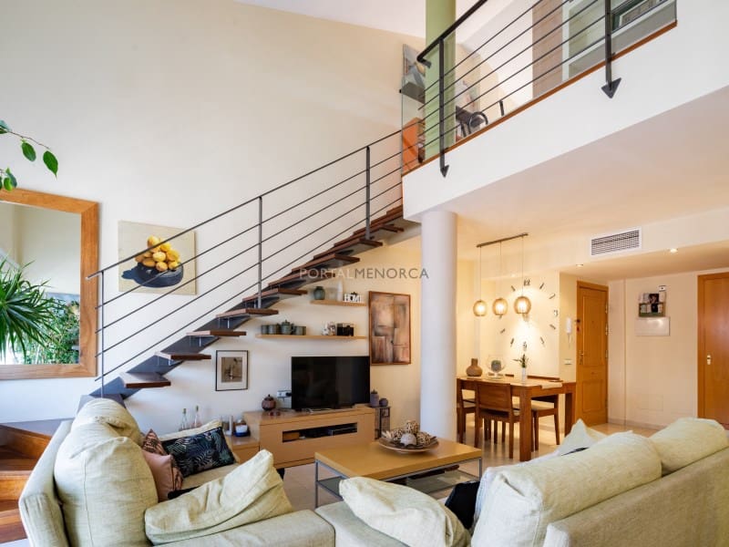 3 makuuhuone Asunto myytävänä paikassa Es Castell - 420 000 € (Ref: 9904291)