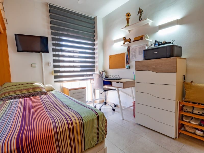 3 makuuhuone Asunto myytävänä paikassa Es Castell - 420 000 € (Ref: 9904291)