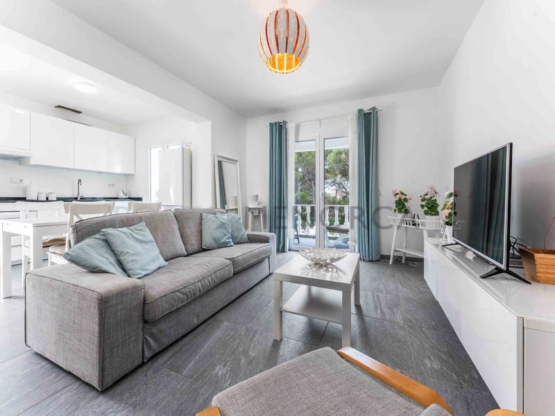 6 Zimmer Villa zu verkaufen in Cala Galdana mit Pool - 895.000 € (Ref: 9912826)